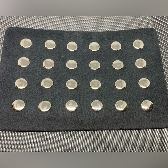 3 Display Card for Storing Standard Snap Charms - Picture 2 of 2